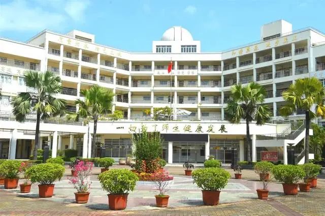 牛娃走进学校系列之丨亚迪学校