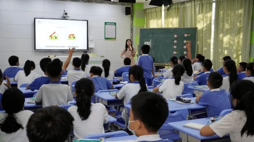 深圳中考复读的流程及手续是怎样的？