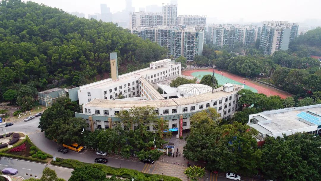 南方学院附属中学图片