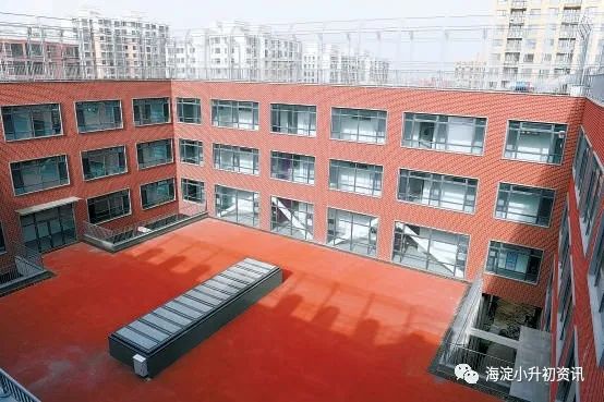 今年海淀中小学新增学位1万余个！10余所学校正新建改扩建