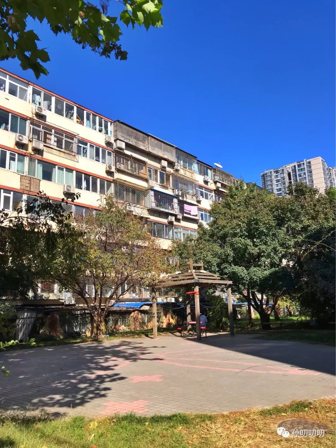 新楼老楼同一社区！可上花家地实验小学！花家地西里三区如何？