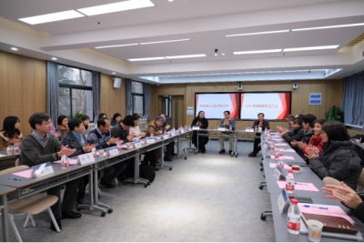 【科大新闻】中国科大少年班学院举行发展座谈会