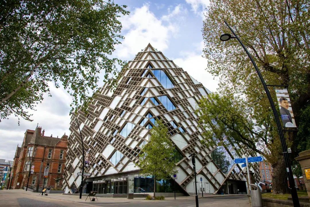 英国留学 | 2023年认可朗思成绩的五大热门院校