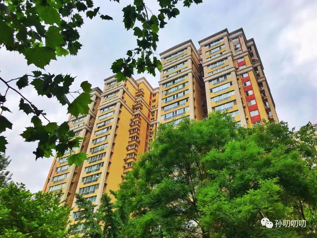 顶层观景大复式！品质不错改善盘！还兼具刚需户型！燕莎国际港怎么样？