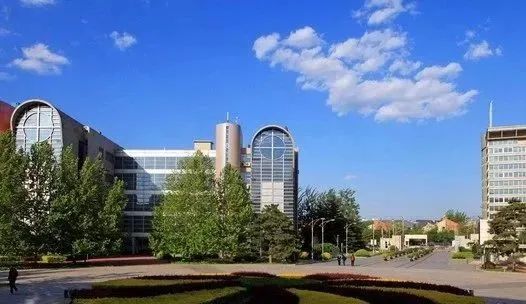北京市第八十中学国际部小初高开放报名！