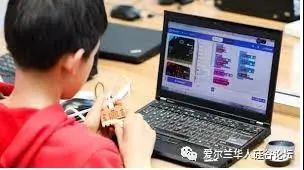 青少年学编程为什么首选PYTHON